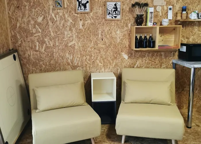 Camping Peipsi Caravani Puhkemaja Nina